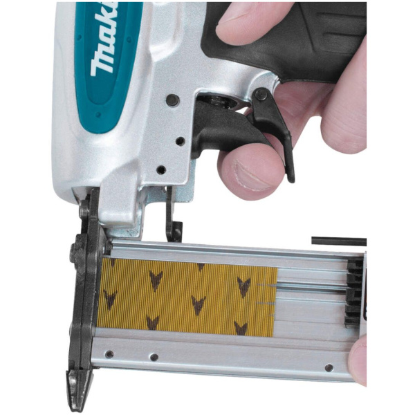 AF353 Makita pneumatski zabijač eksera l AF353 - Slika 3