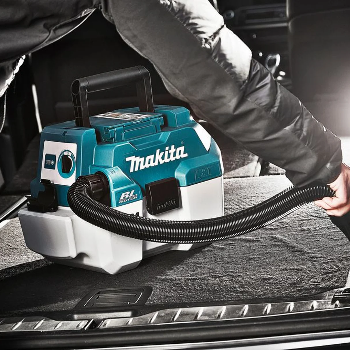 DVC750LZX3 Makita 18V Akumulatorski usisivač SOLO l DVC750LZX3 - Slika 4